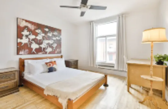 ลา เมซง ดู ไมล์-เอนด์