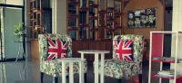 Waen Petch Place