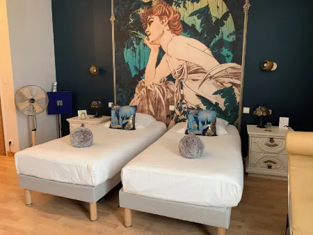 Hôtel Vintage Отели в г. Редене