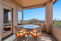 Gorgeous Mountain and City Views, Pools, and Hot Tubs