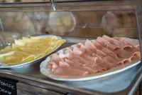 Hotel Belvedere - breakfast