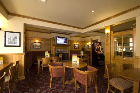 Premier Inn Dunfermline Отели рядом с достопримечательностью «Dunfermline Abbey and Palace»