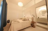 TD Palazzo Maris Townhouse with Sea View