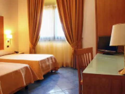 City Hotel Casoria otelleri