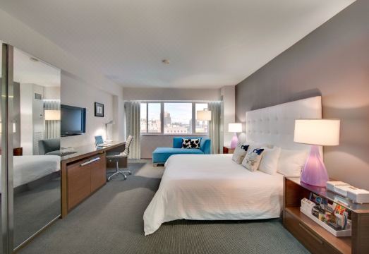 호텔 실내 인테리어 비교