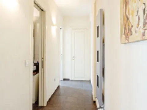 GuestHost - Bari Airport Seaview Apartment パレセのホテル