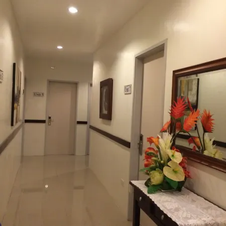 Urban Manor Hotel Annex