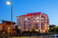 Lira Pacific Aparthotel Hotel in zona Piata Cazino