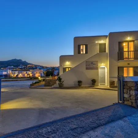 Jewel Apartments Mykonos Отели рядом с достопримечательностью «Пляж Корфос»