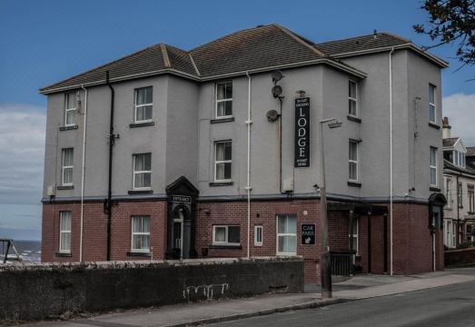 Bailey Ground Lodge - Housity