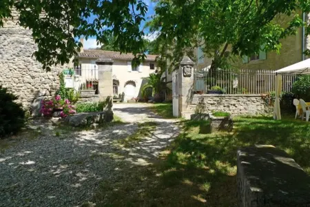 Ferme le Grand Cordy Отели в г. Шамаре