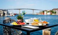 Thon Hotel Kristiansund - bars