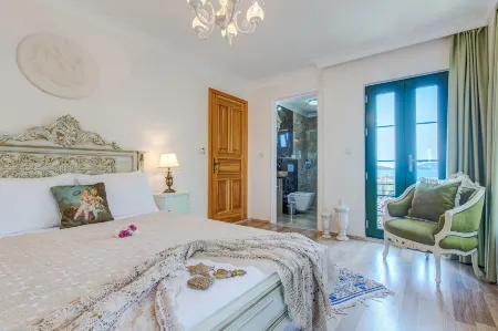 Cunda Esen Hotel Отели в г. Mithatpasa Mahallesi