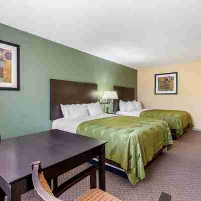 Quality Inn West Memphis I-40 Rooms