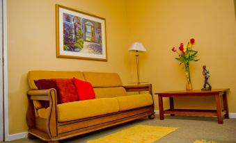 Port of Spain Sunny Guest Apartment