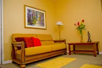 Port of Spain Sunny Guest Apartment Hotels in Saint Helena