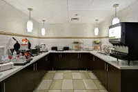 Hampton Inn Detroit/Madison Heights/South Troy Area