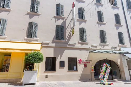Grand Hôtel Dauphiné, Boutique Hôtel & Suites Hotels in Toulon