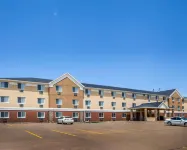 Quality Inn & Suites Davenport Near I-80 Hotels in Davenport