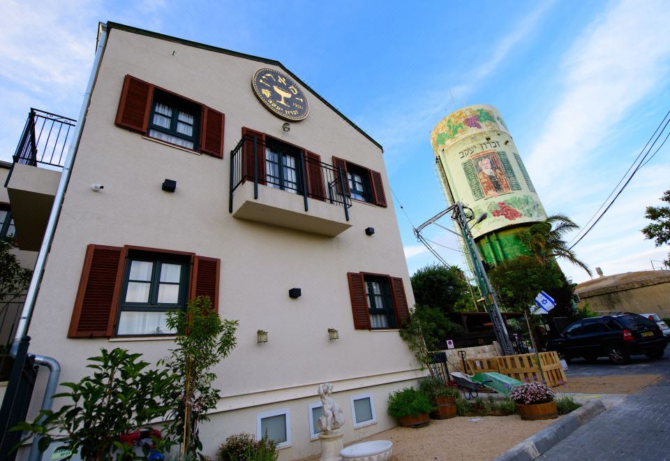 hotel overview picture