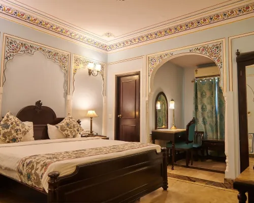 WelcomHeritage Traditional Haveli Hotels in Jaipur