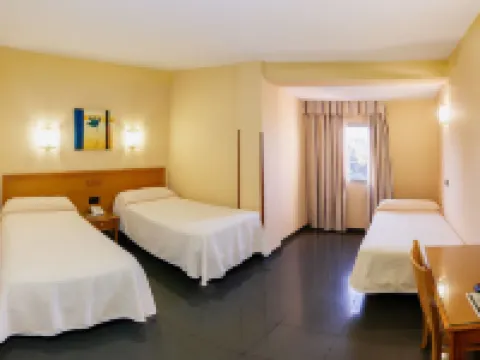 Hotel Zeus Hotels in Merida