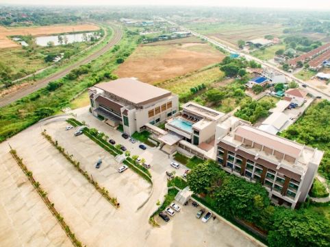 โรงแรม เดอะ คาวาลิ คาซ่า รีสอร์ท