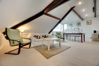 Percy Apartments for long stays - By Week2Week