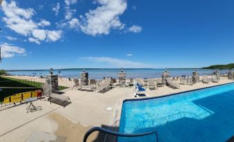 Pointes North Beachfront Resort Hotel