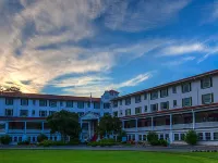 Shawnee Inn and Golf Resort Hotels in Smithfield Township