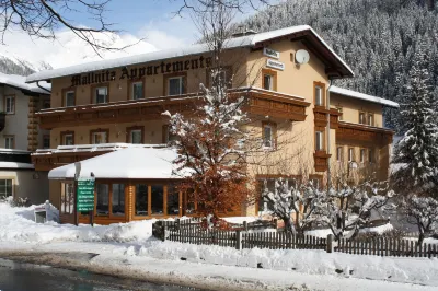 호텔 말니츠 아파르테멘트  호텔