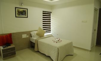 Chandra Inn
