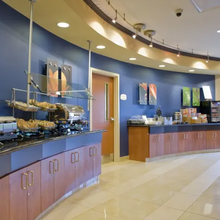 Fairfield Inn & Suites Columbus