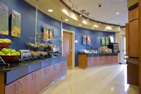 Fairfield Inn & Suites Columbus - Bữa sáng