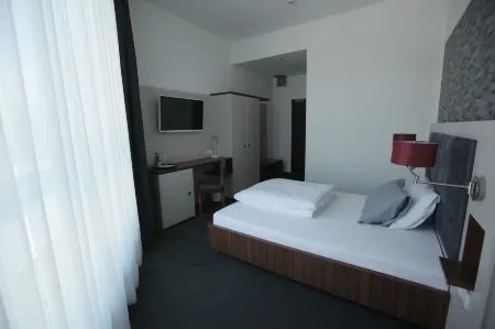 Hotel Starton am Ingolstadt Village