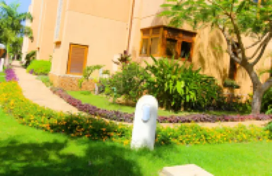 迪亞尼海灘滿達裏別墅 酒店