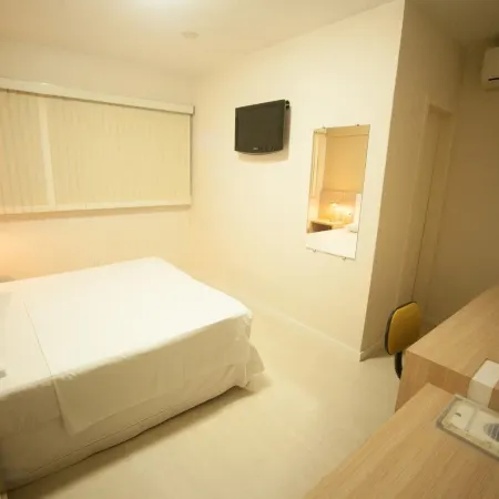 Hotel Itajaí Tur - Itajaí Navegantes