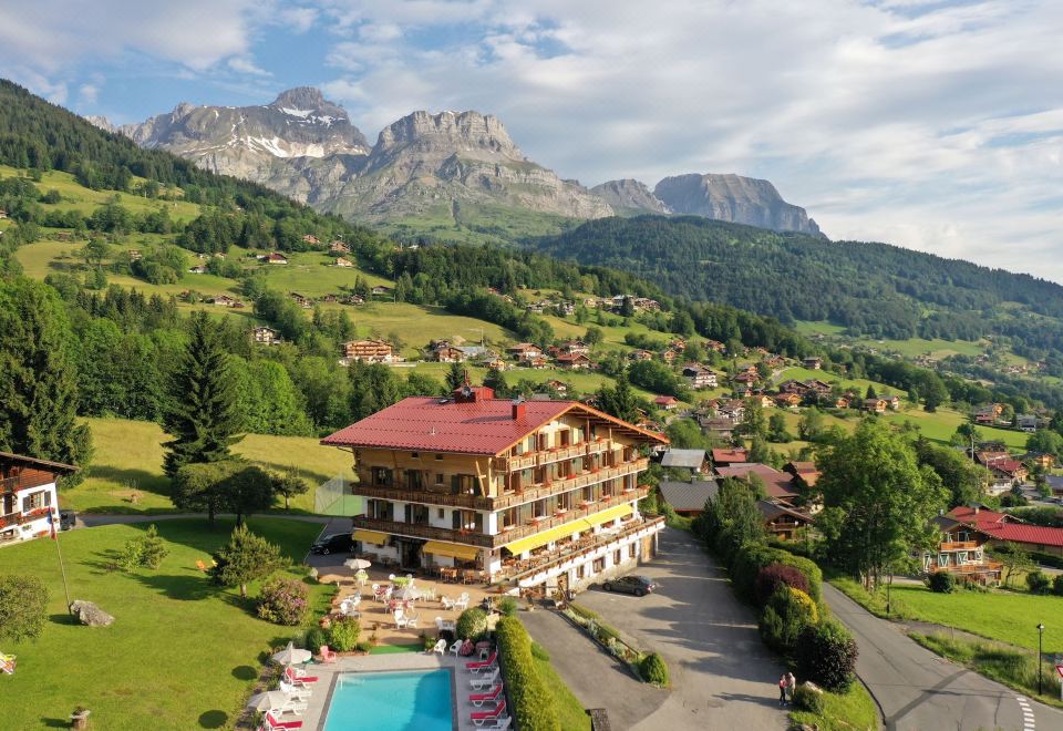 hotel overview picture