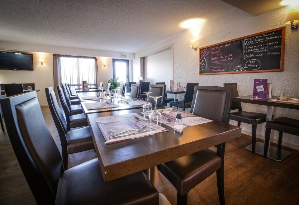 [노르망디-메인 지역 자연 공원 근처 호텔의 풍경]