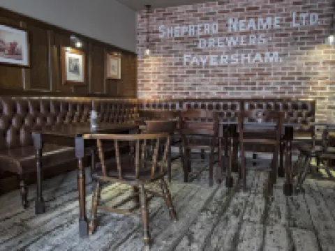 太陽旅館 法弗舍姆酒店