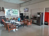 New Wanchai Hotel Pakchong