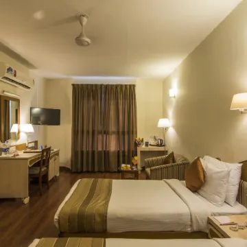 Hotel Park Central Koregaon Park Hotels near Bund Garden