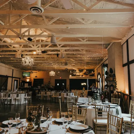 Towering Oaks Event & Retreat Center
