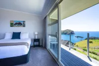 Pacific Rendezvous Resort Hotels in 