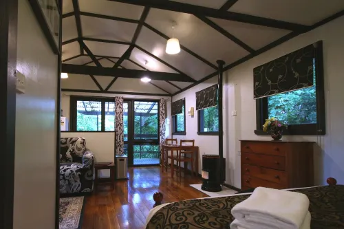 Tudor Cottages - Park Yeri