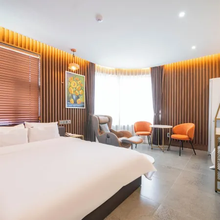 Suncheon Hound Hotel Suncheon Station Branch