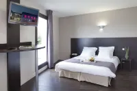 Logis Hôtel Terre de Loire - พร้อมระเบียง