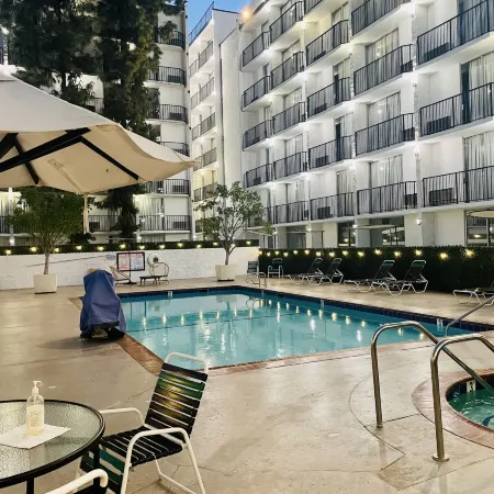 Glendale Express Hotel