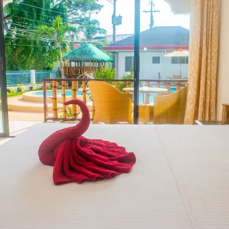Alona Vida Beach Hill Resort
