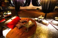 Silk Motel Hotels in Cornegliano Laudense